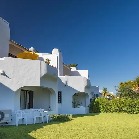 60m2 Lovely Traditional In Clube شقة
